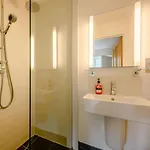 4 Bed In Oc-89258 * Κέσγουικ
