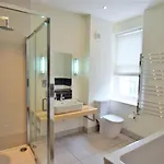 Holiday home 4 Bed In Oc-89258